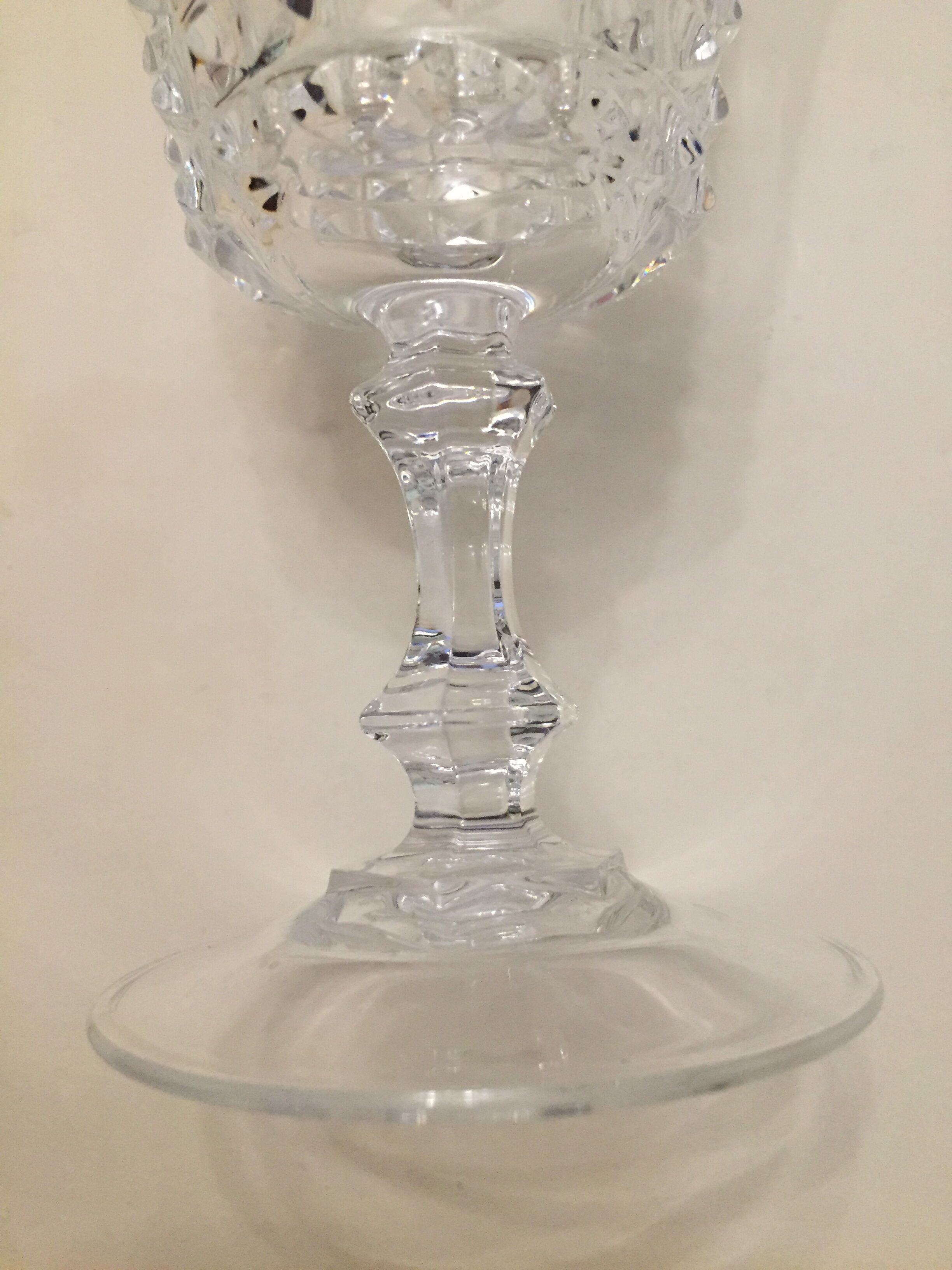 Set of 6 crystal wine glasses