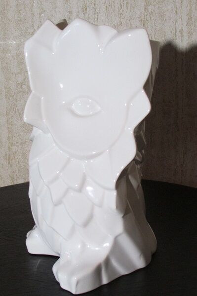Contemporary vase in the shape of an owl, white ceramic