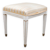 Tabourets gustavinistes à décor sculpté et peint et tapisserie solide, rayés avec pieds en laiton - comte