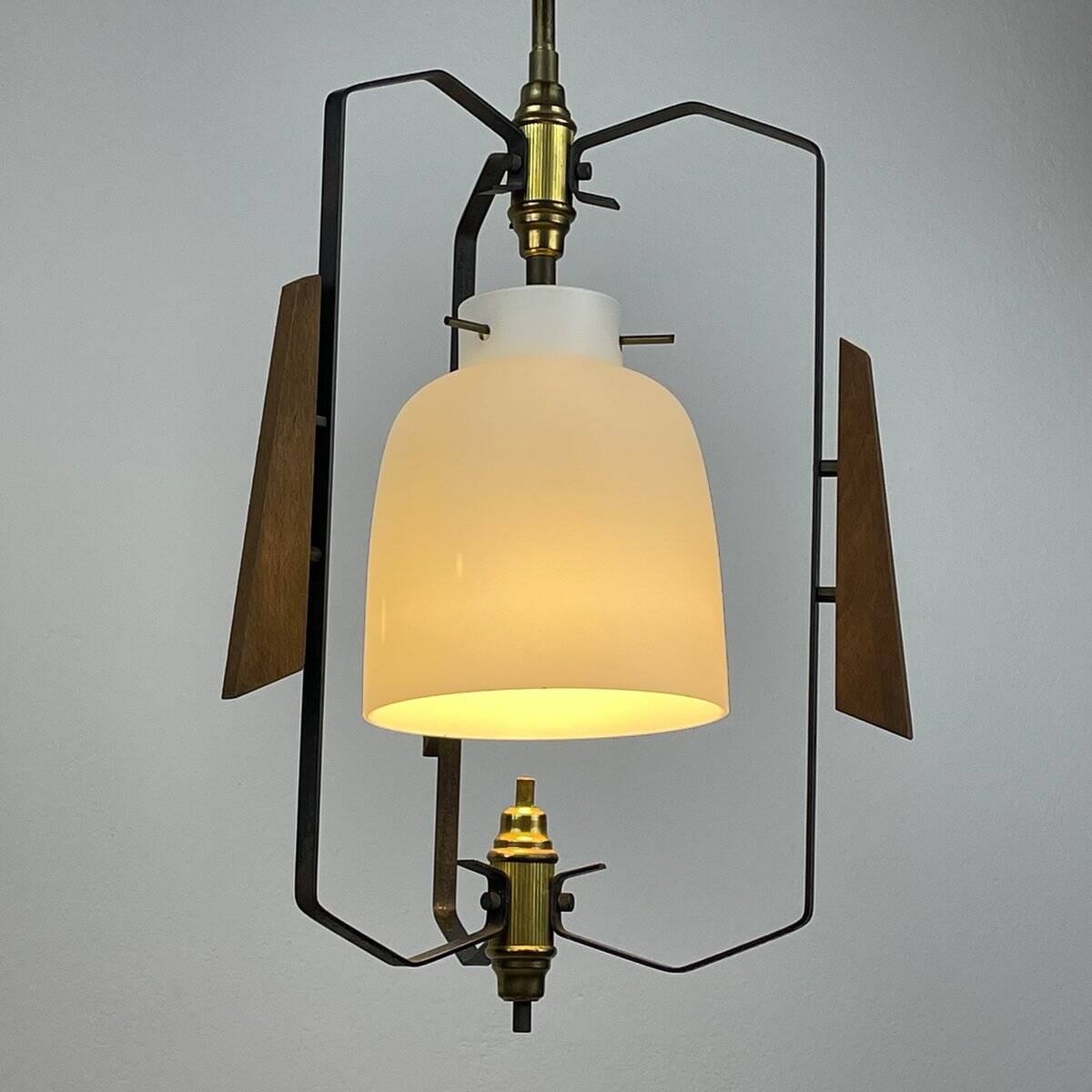 Vintage pendant lamp by Stilnovo, Italy, 1950s.
