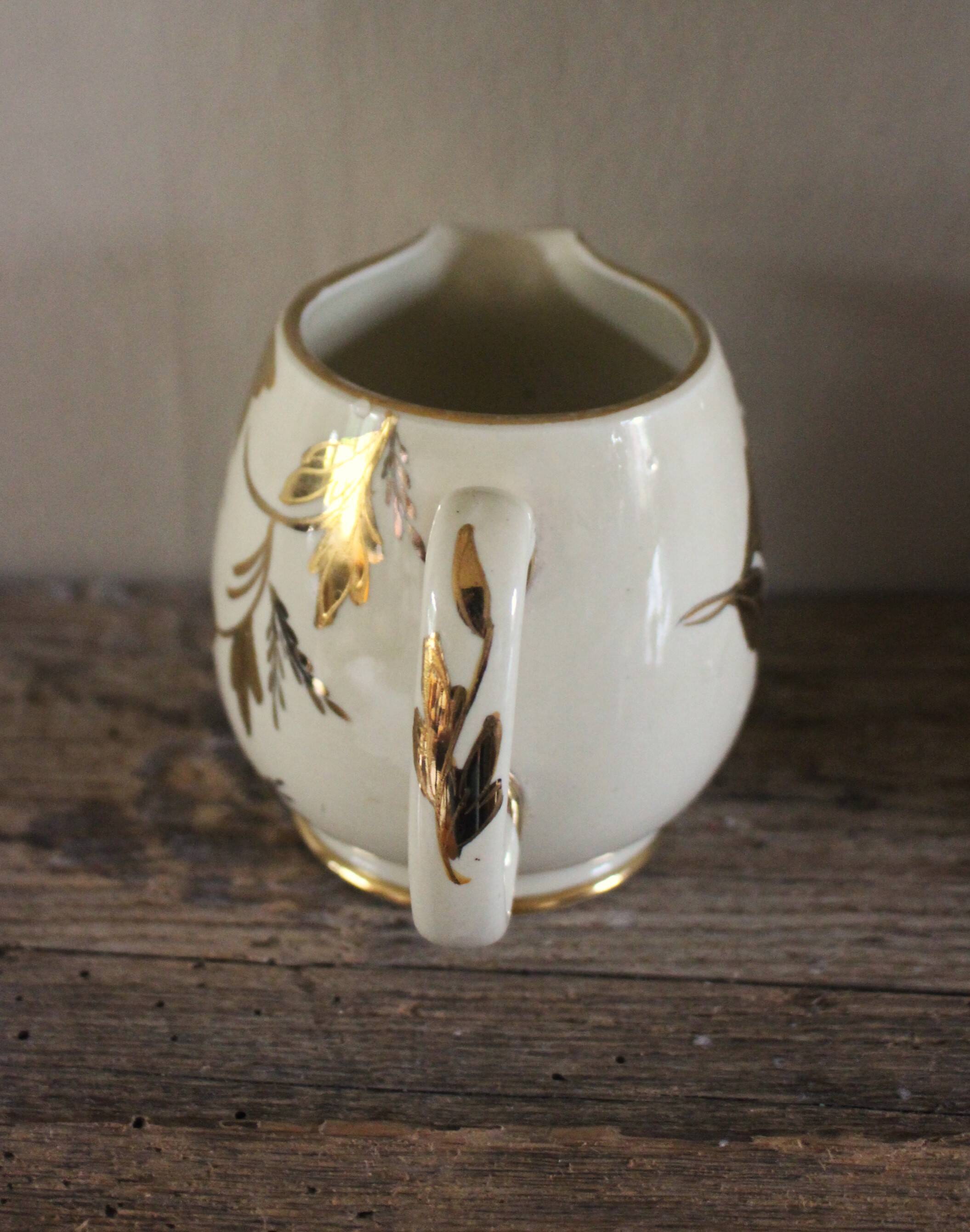 Sadler gilding milk jug English earthenware