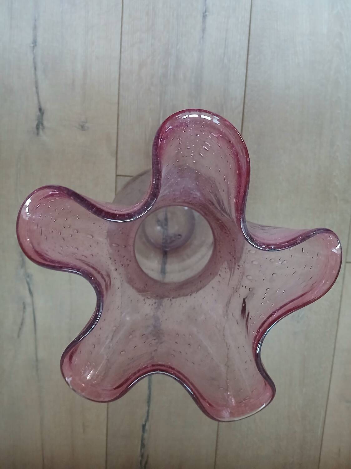 Pink bubble glass corolla vase