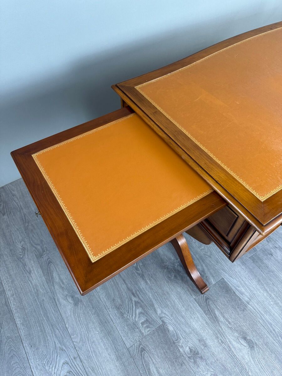 English style mahogany desk, 20th century