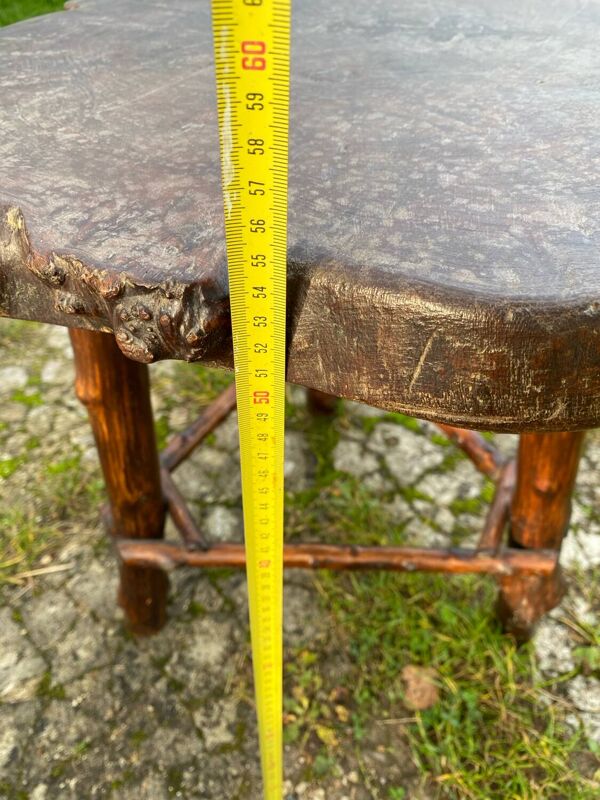 Table basse rondin Loupe d'orme? travail brutaliste années 60 70