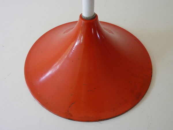 Ashtray on foot 50 metal and pink formica board, silver field