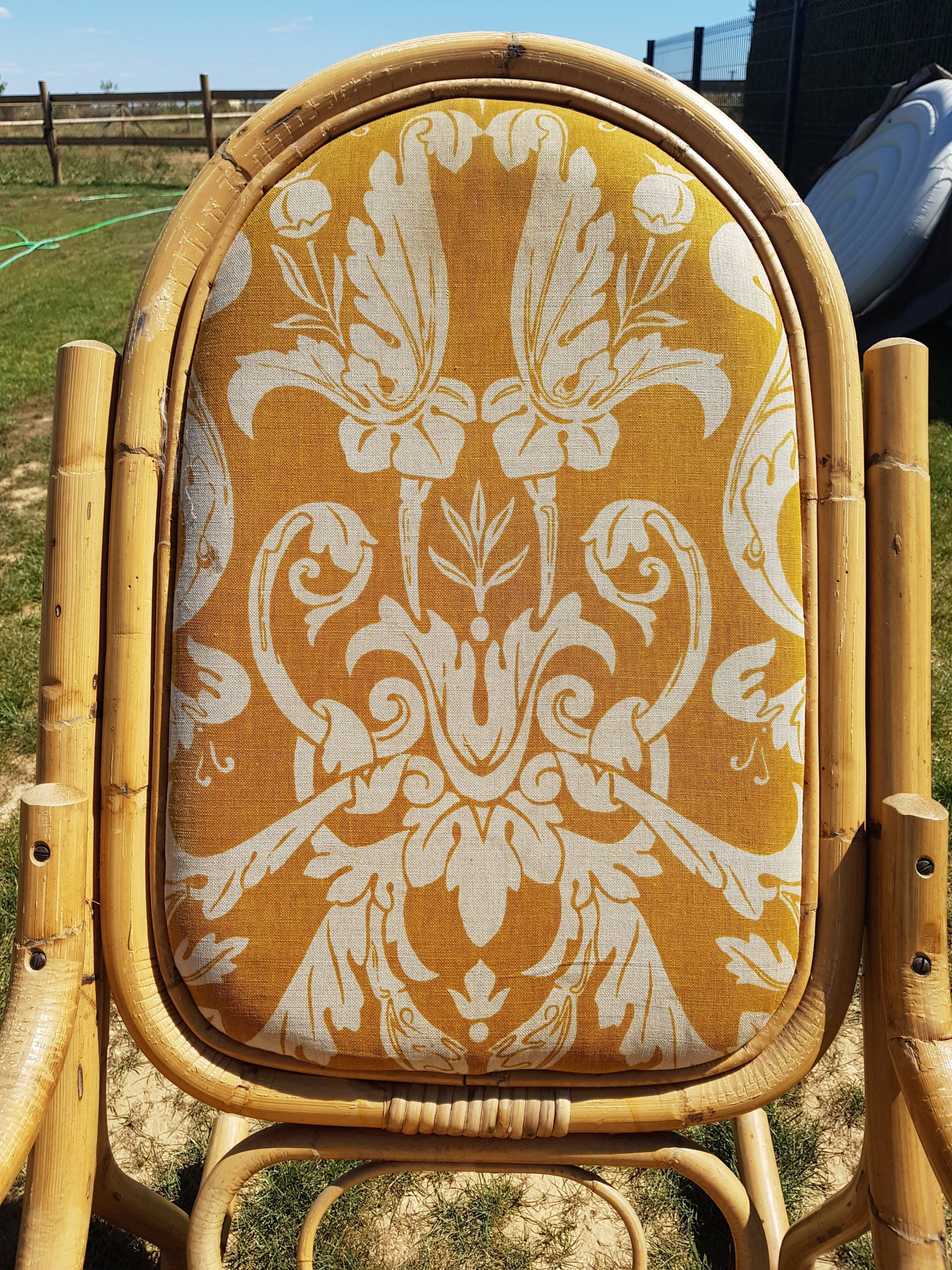 Set of 2 bamboo rocking chairs, yellow fabric with arabesques