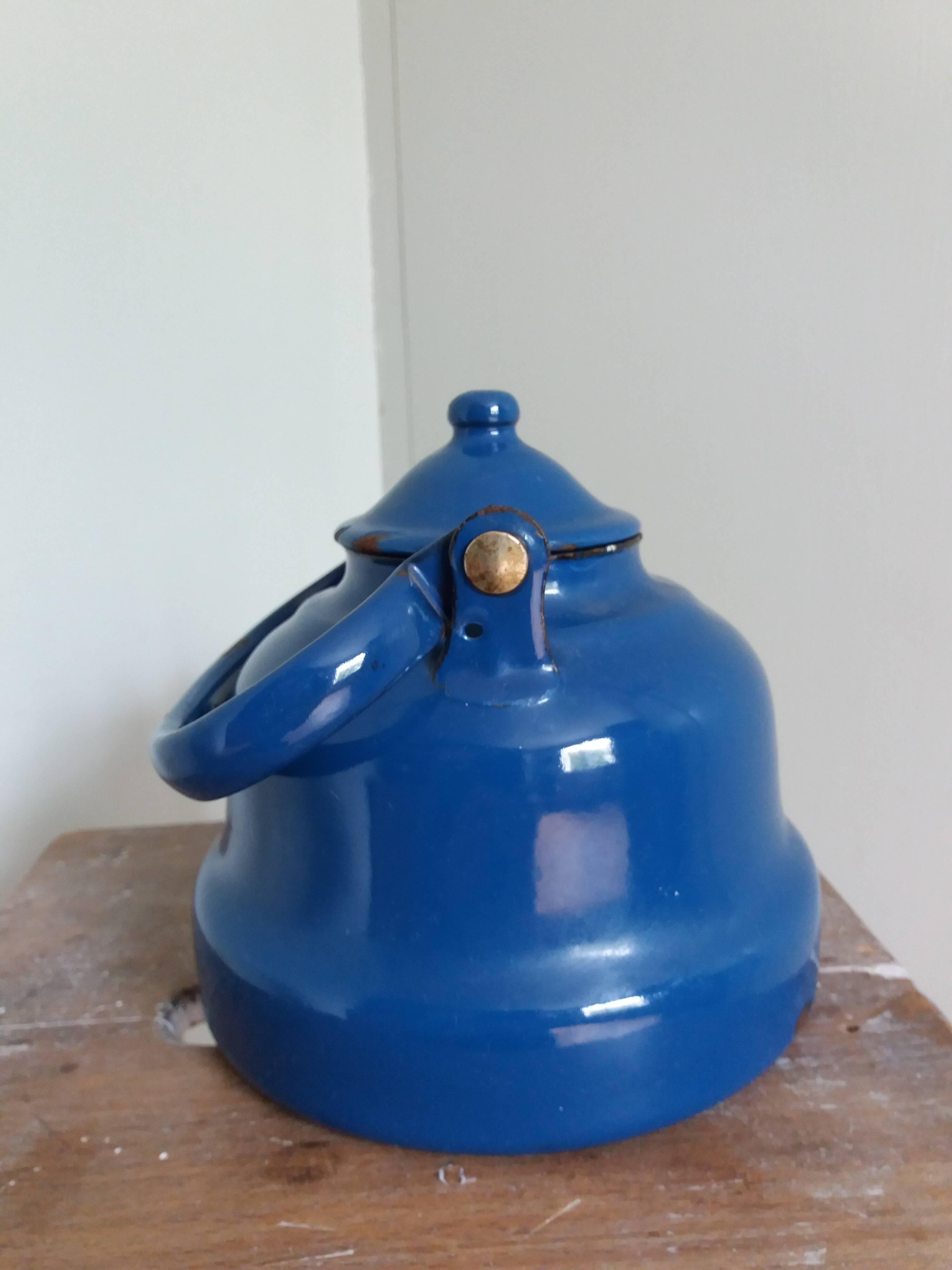 Enameled sheet coffee kettle