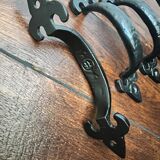 Black cast iron fleur-de-lys handles
