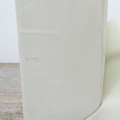 White leather sofa klöber