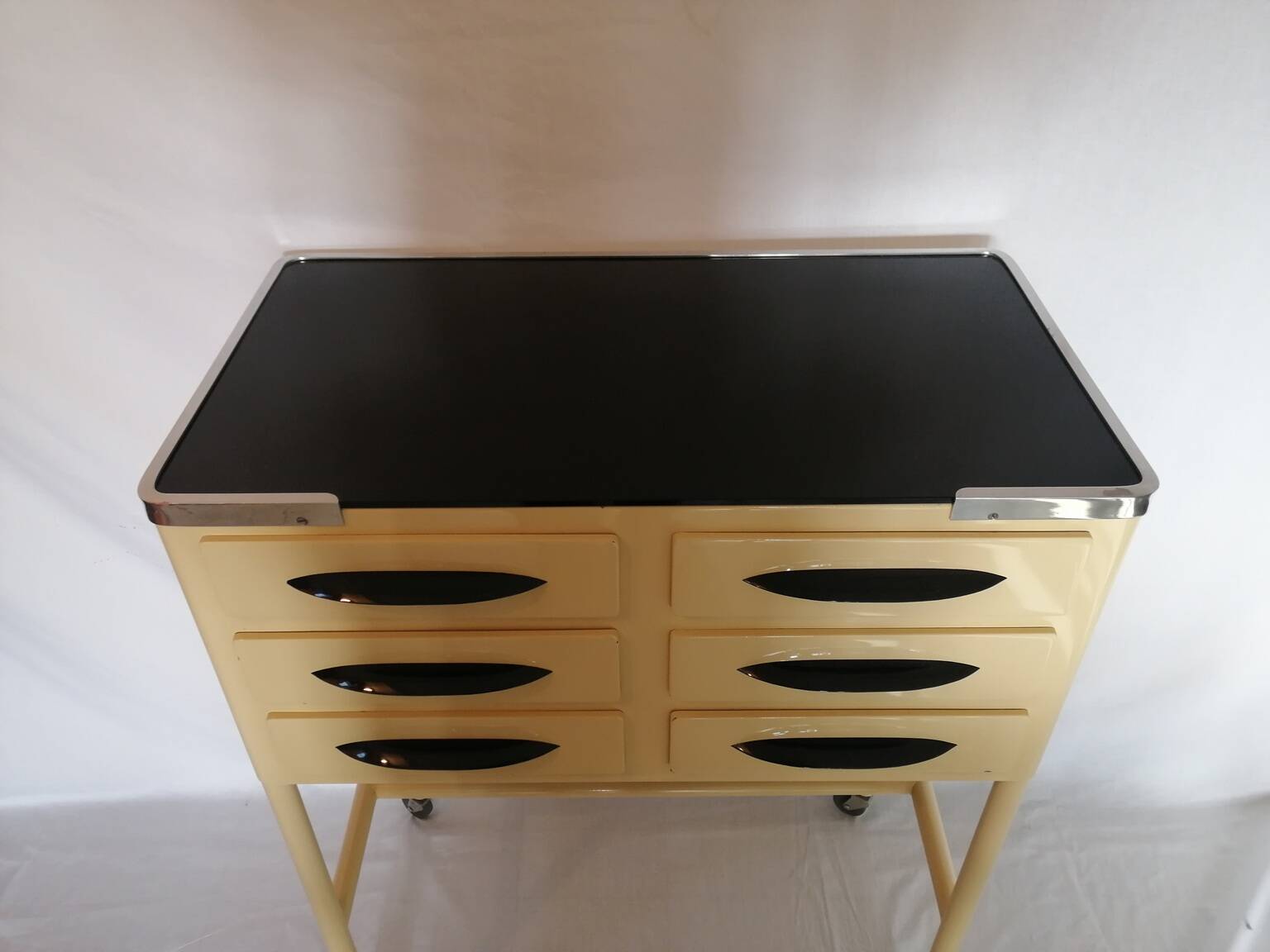 Small console/cabinet serving table from a dental/medical practice from the 1950s.