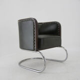 Bauhaus Tubular Armchair in Green Leather,  1930s, Restored