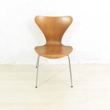 1960s series 7 teak chair by Arne Jacobsen for Fritz Hansen