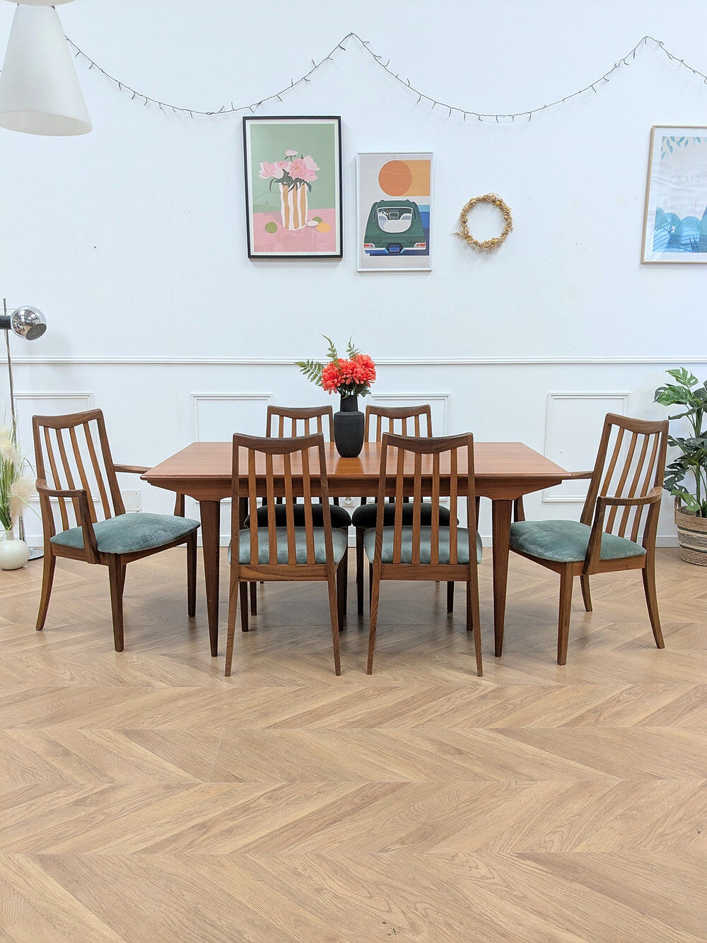 4 chaises et 2 fauteuils Gplan vintage en teck