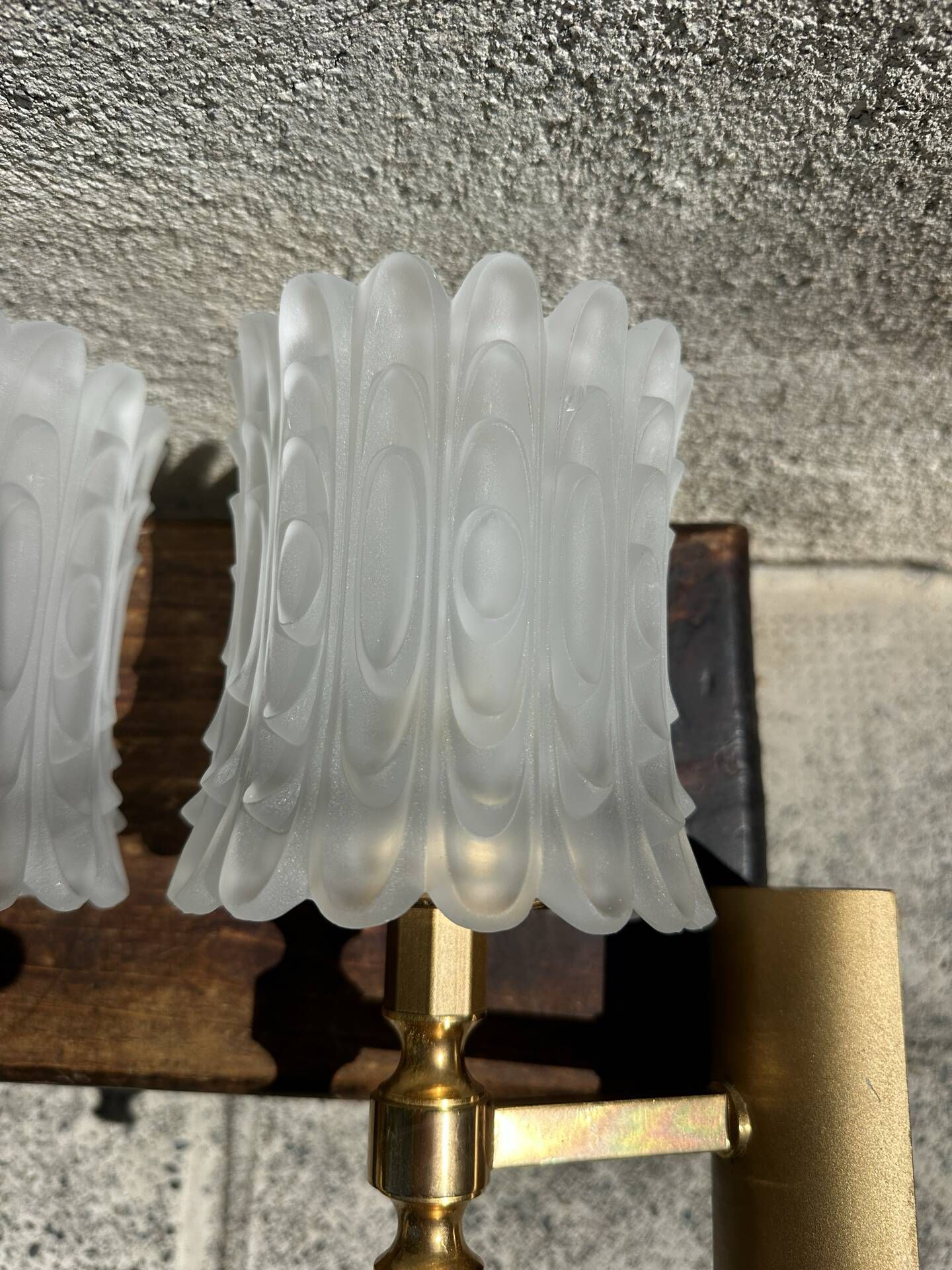 Old pair of wall sconces by Maison Lunel in brass and glass.