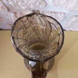 Carafe aiguière en verre ambré