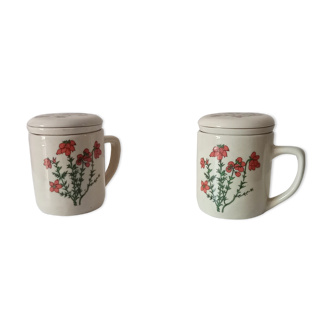 Pair of Korean tea cups 70s