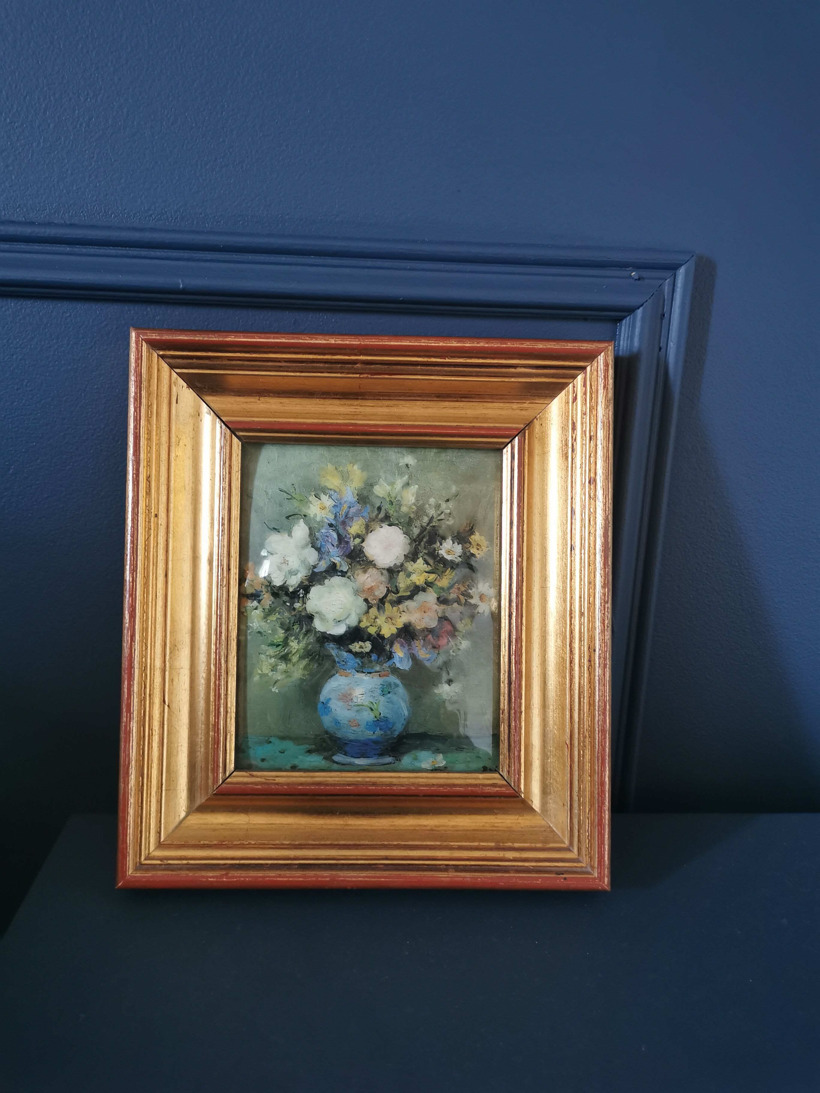 Small frame bouquet of flowers cadem process