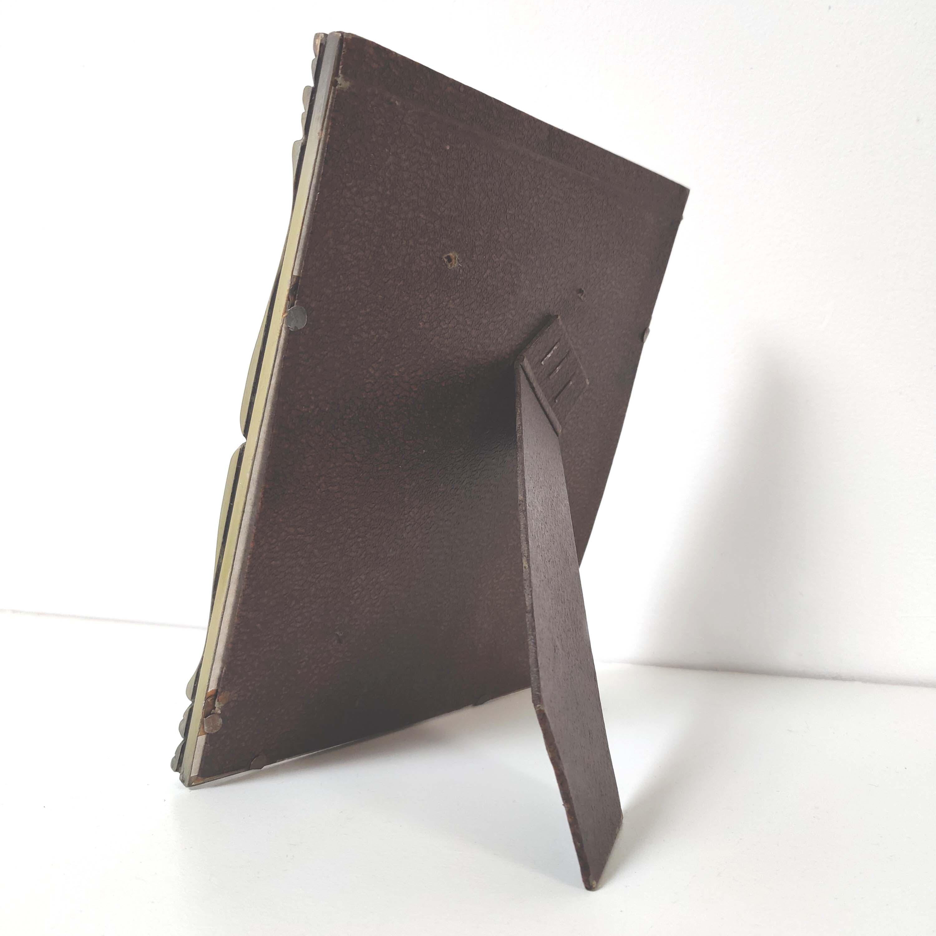 Botanical board wildflowers frame wood to pose