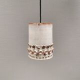 Beautiful, cylinder-shaped hanging lamp in ceramic.