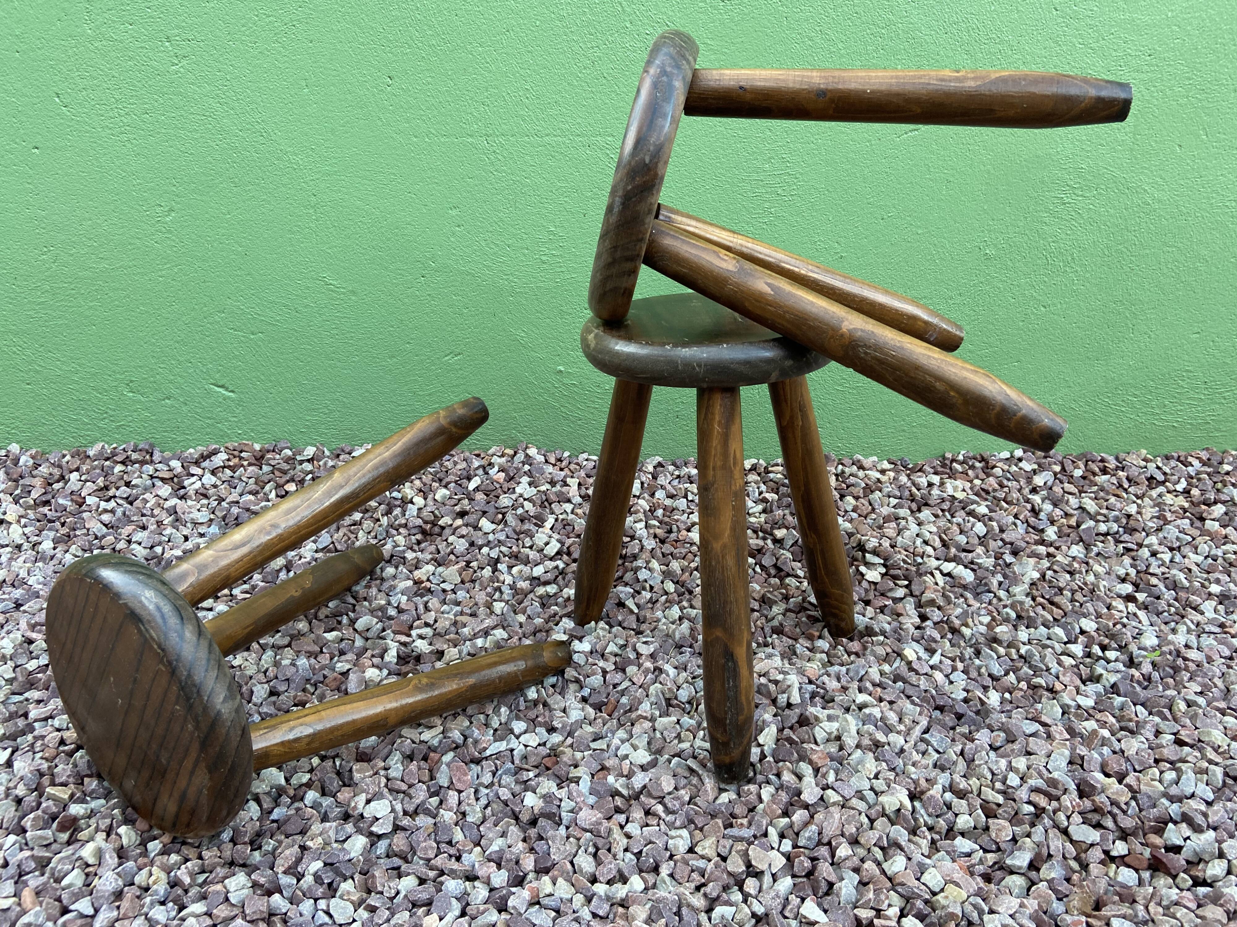 3 brutalist tabourets