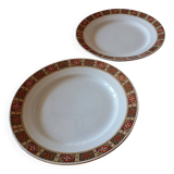 Pair of KG Lunéville "Vittefleur" pedestal dishes, early 20th century