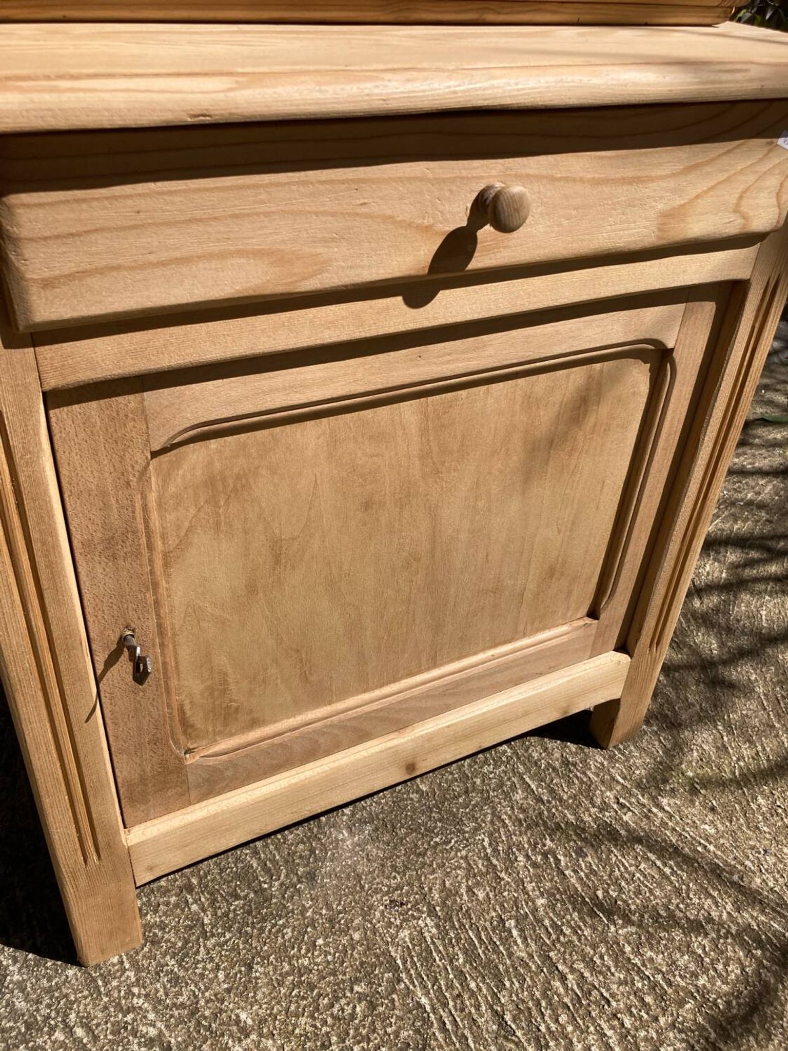 Compact Parisian buffet, 2 elements, pine/beech.
