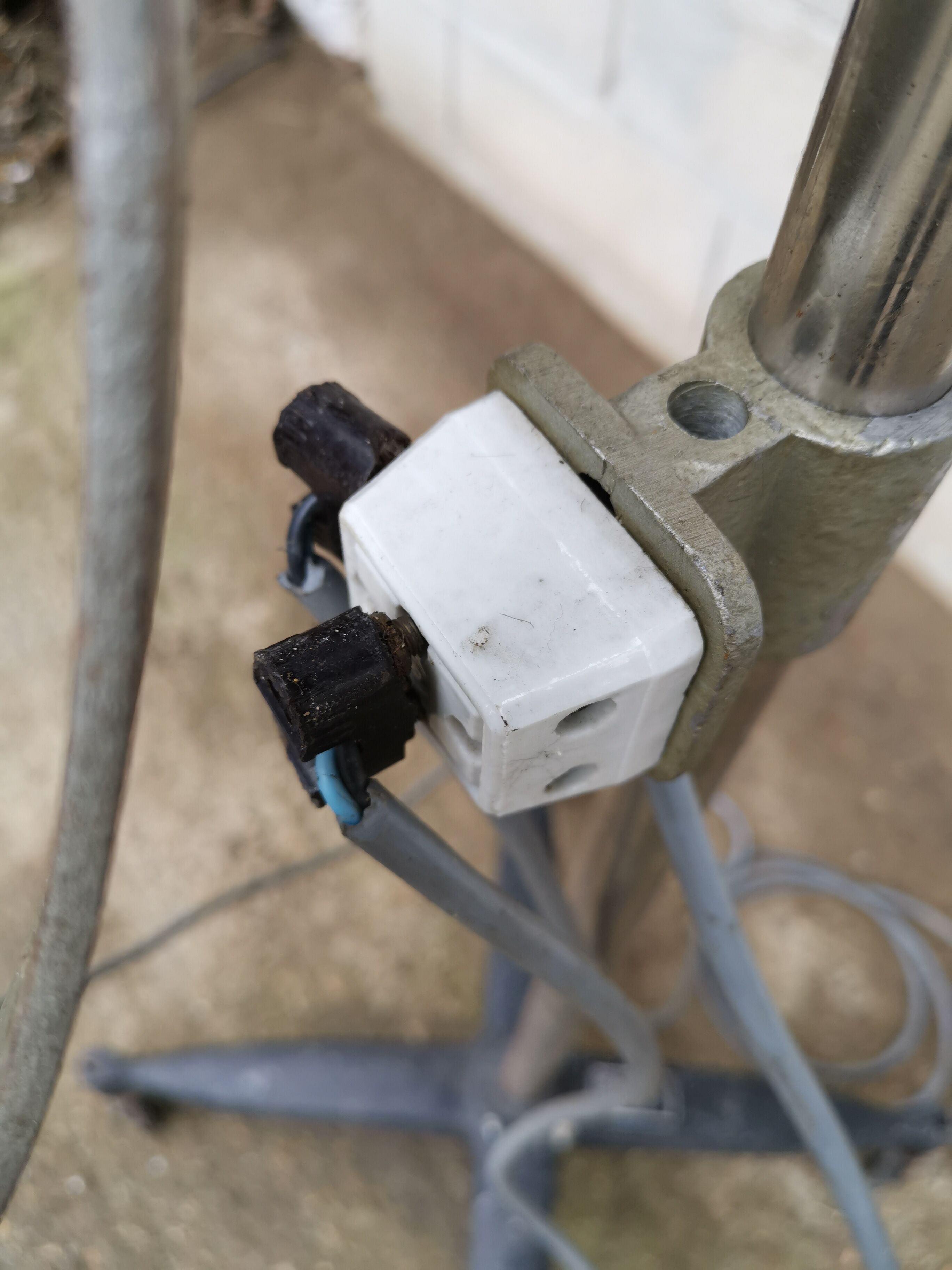 Set of 3 projectors on a matte brand Narita ciné photo from the factories of Vincennes