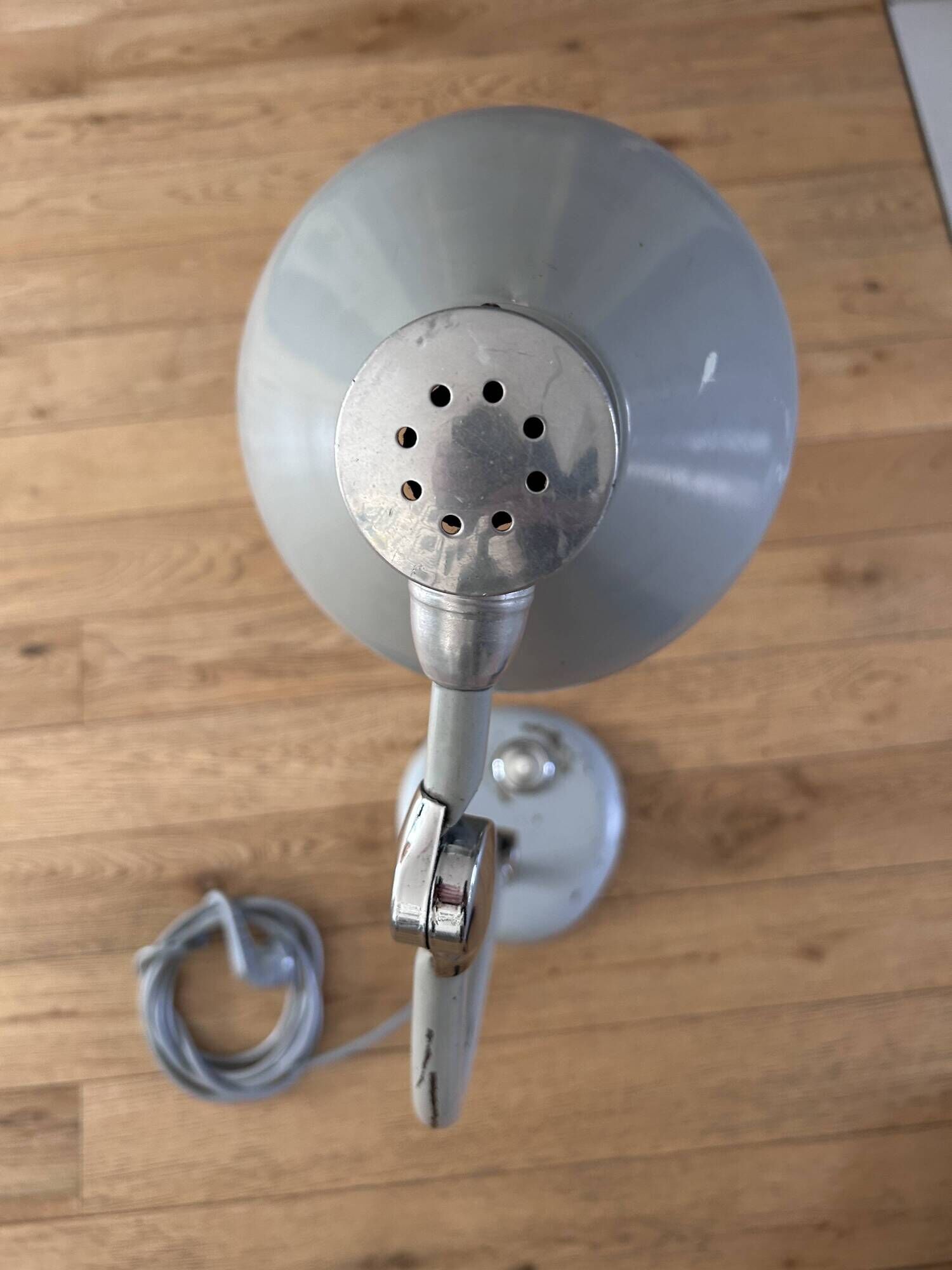 Jumo desk lamp model gs1 with 3 joints