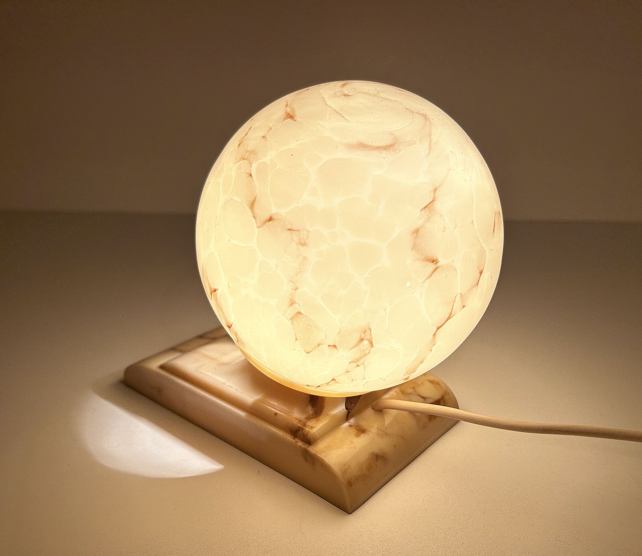 Vintage Art Deco Table Lamp, 40 years, Bakelite Melamine Opaline Marble