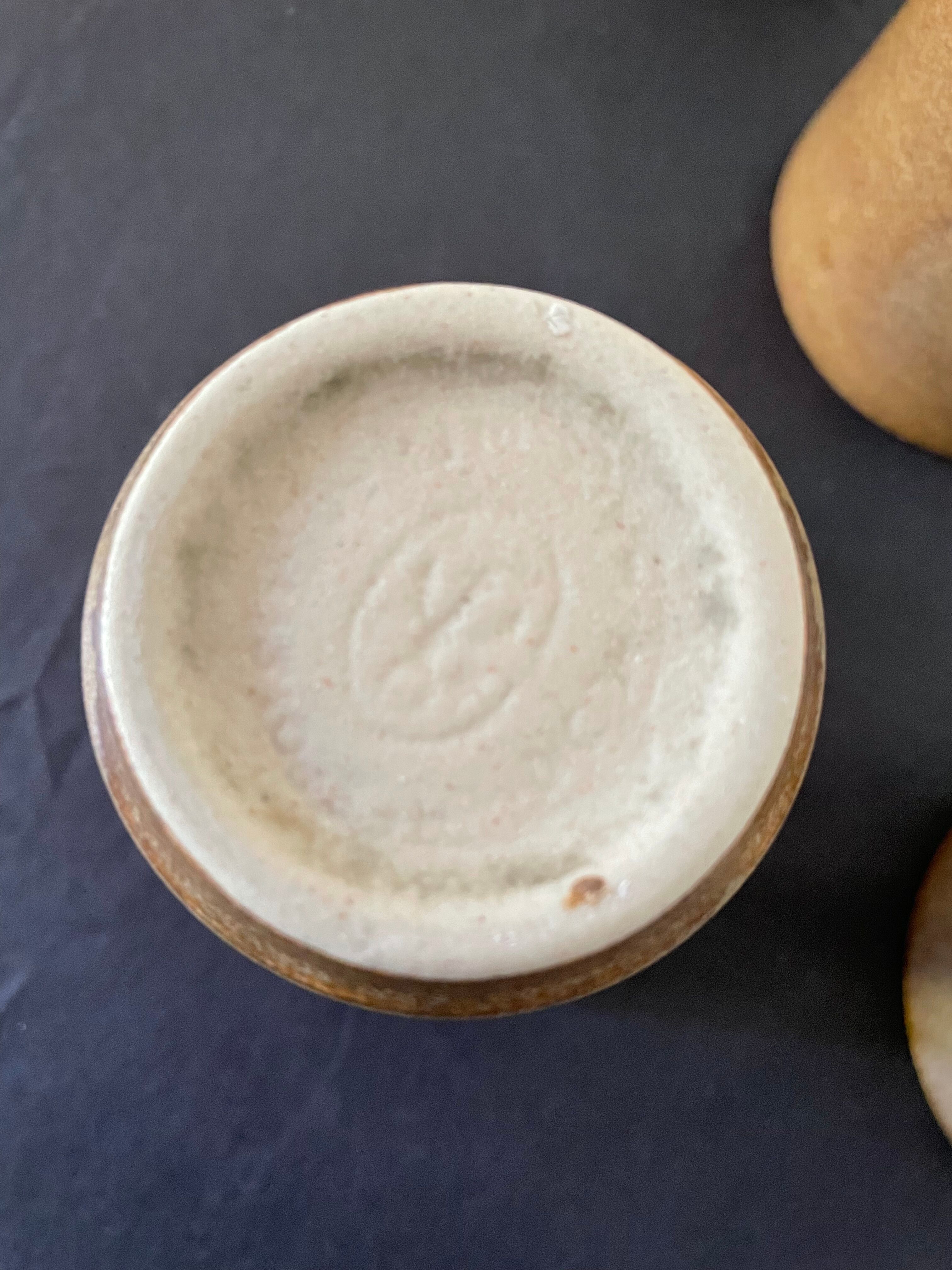 Digoin stoneware cups