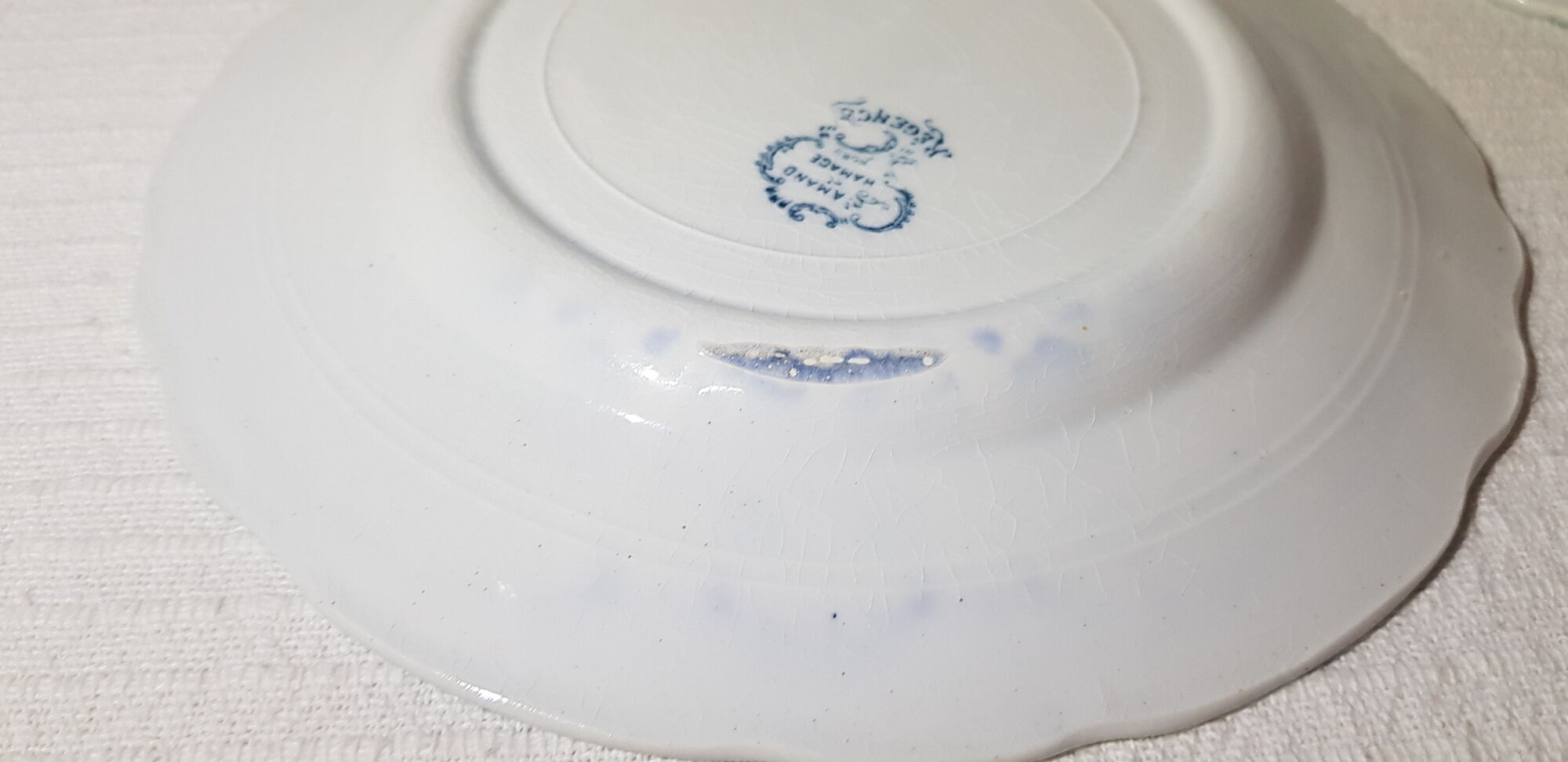 Set of 4 dessert plates in earthenware of St Amand model Regency, iron earth