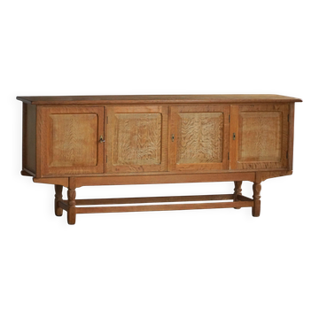 Enfilade basse en chêne, moderne du milieu du siècle, fabriquée par un ébéniste danois, années 1960