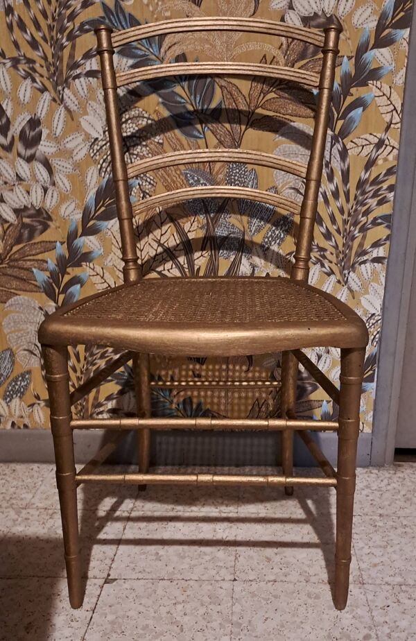 Chaise de style Napoléon III dit modèle Opéra en bois travaillé et cannage sur assise restaurée 1850