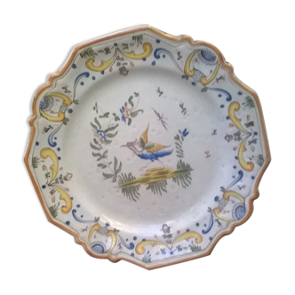 Assiette ancienne de Moustier