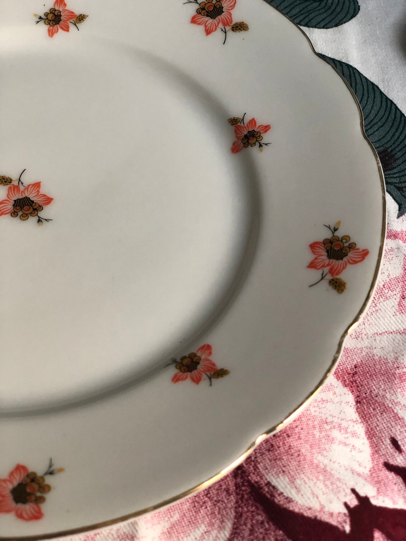 Porcelain Edelstein dessert plates