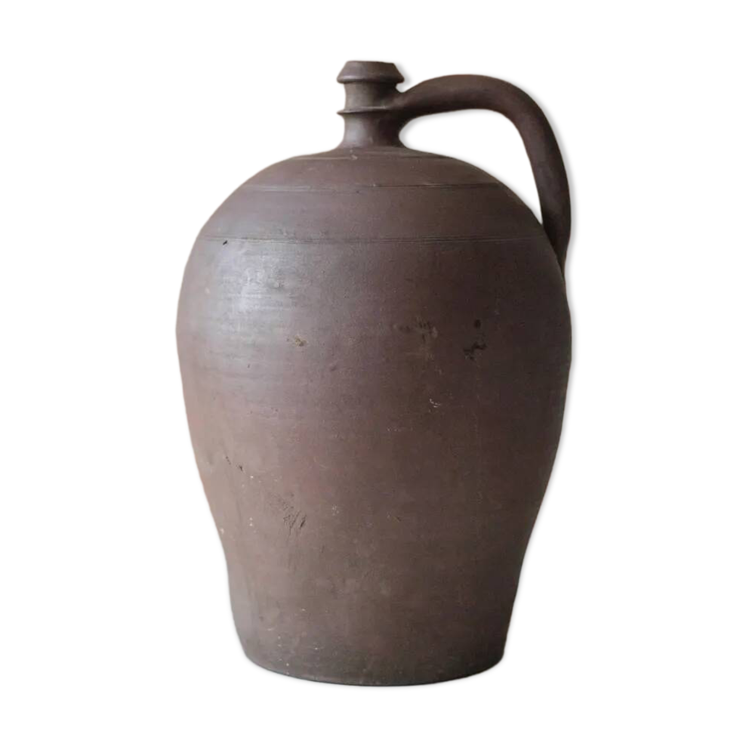 Old handled pot, antique pot, handled jar, interior decoration, collection, pottery.