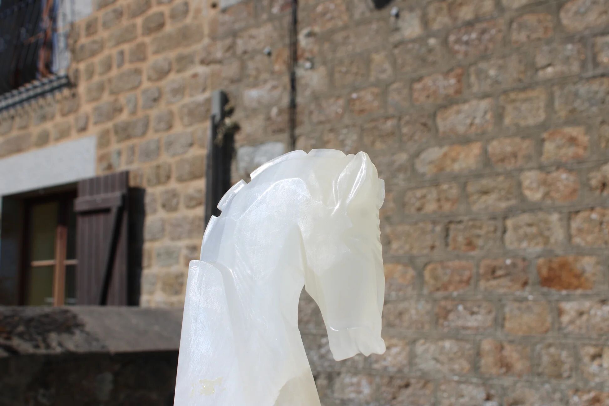 Vintage white onyx bookends – Horse heads