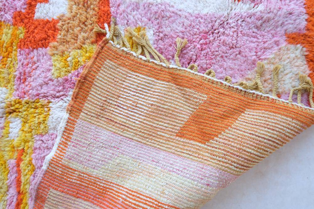 Boujad. tapis marocain rose et orange, 192 x 280 cm
