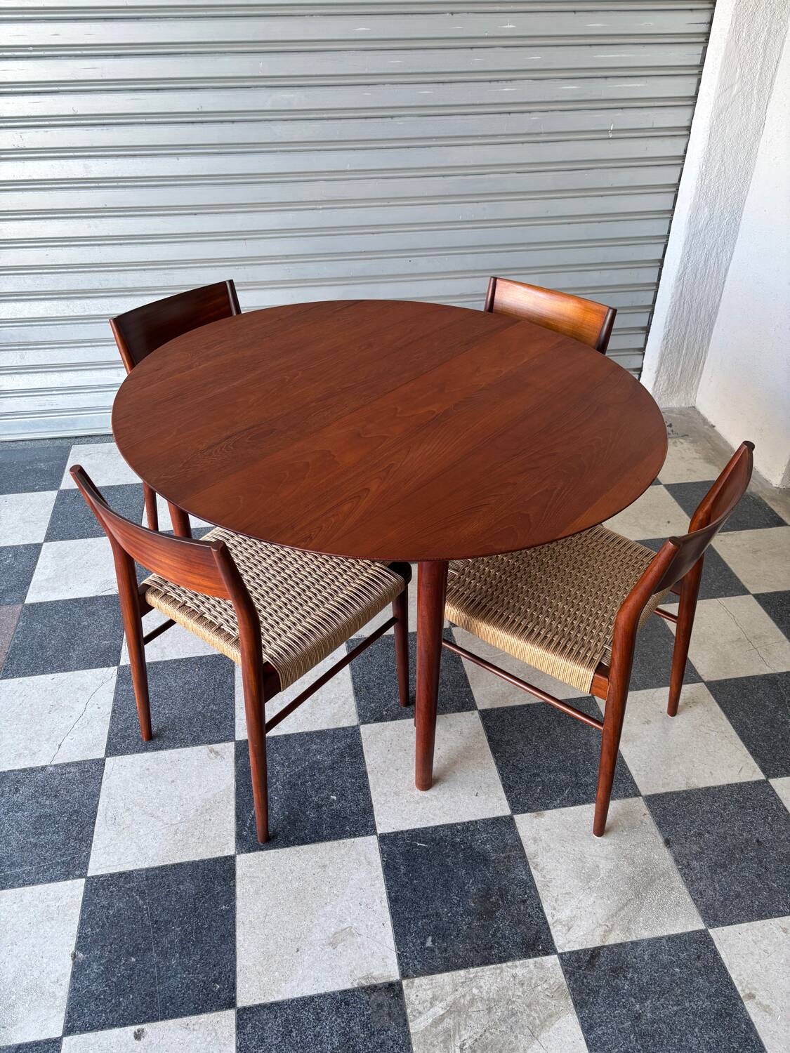 Set of 5 chairs from the 1950s designed by Georg Leowald.