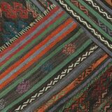 Tapis Kilim Vintage Motifs Ethniques Vert et Rouge, 180x271 Cm