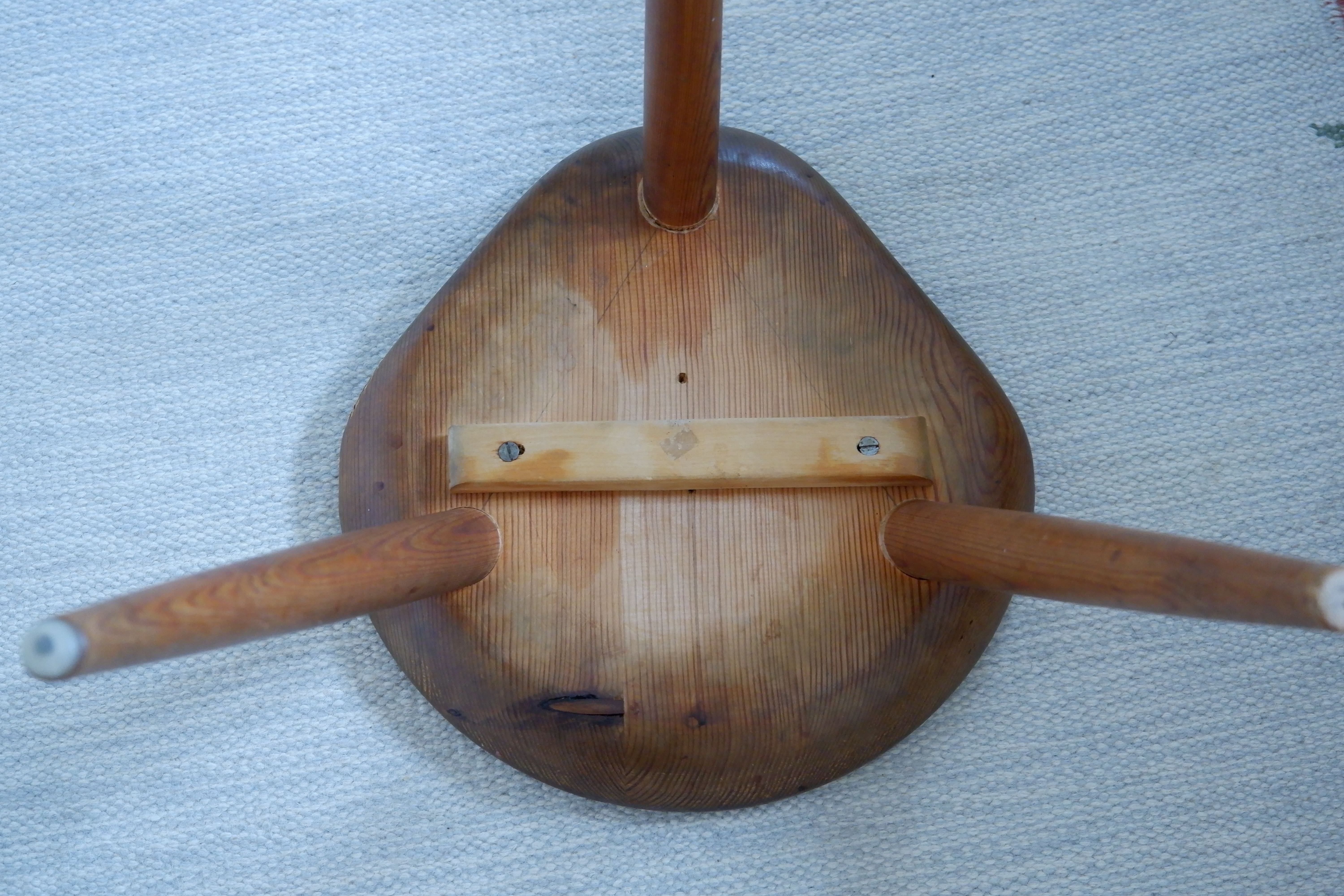 Norweigian pine stool for Norsk Husflid, 1950.