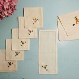 Pocket with 6 embroidered napkins