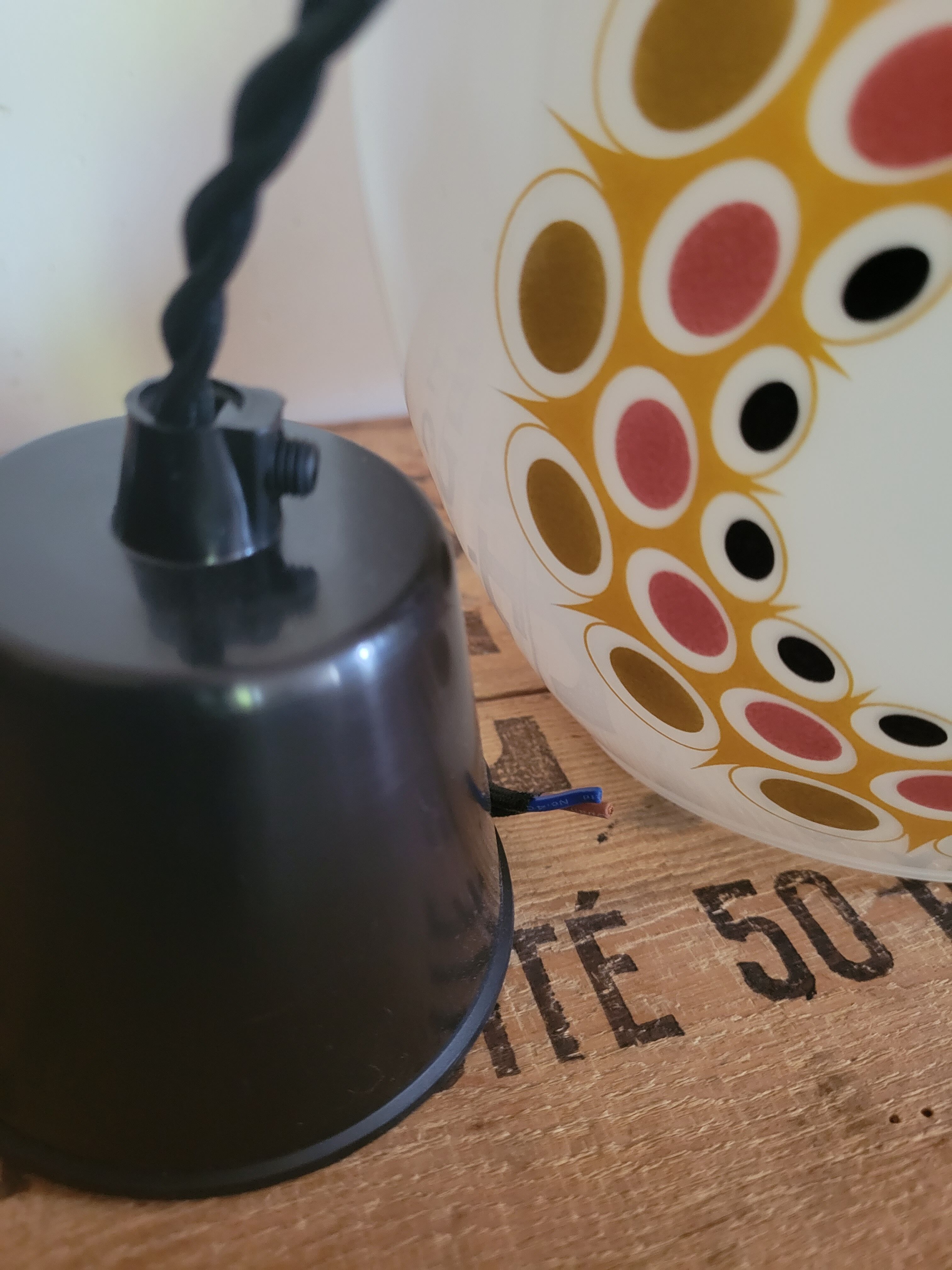 Opaline hanging lamp 70