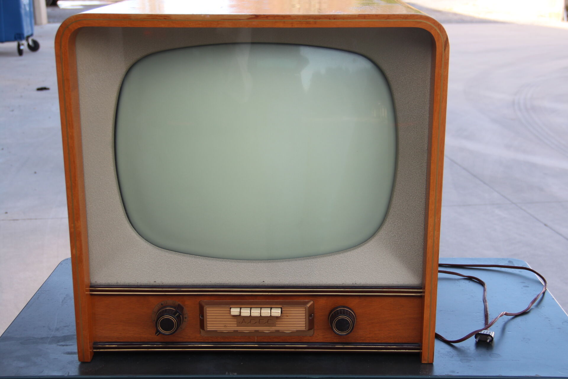 Téléviseur ACEC de 1957