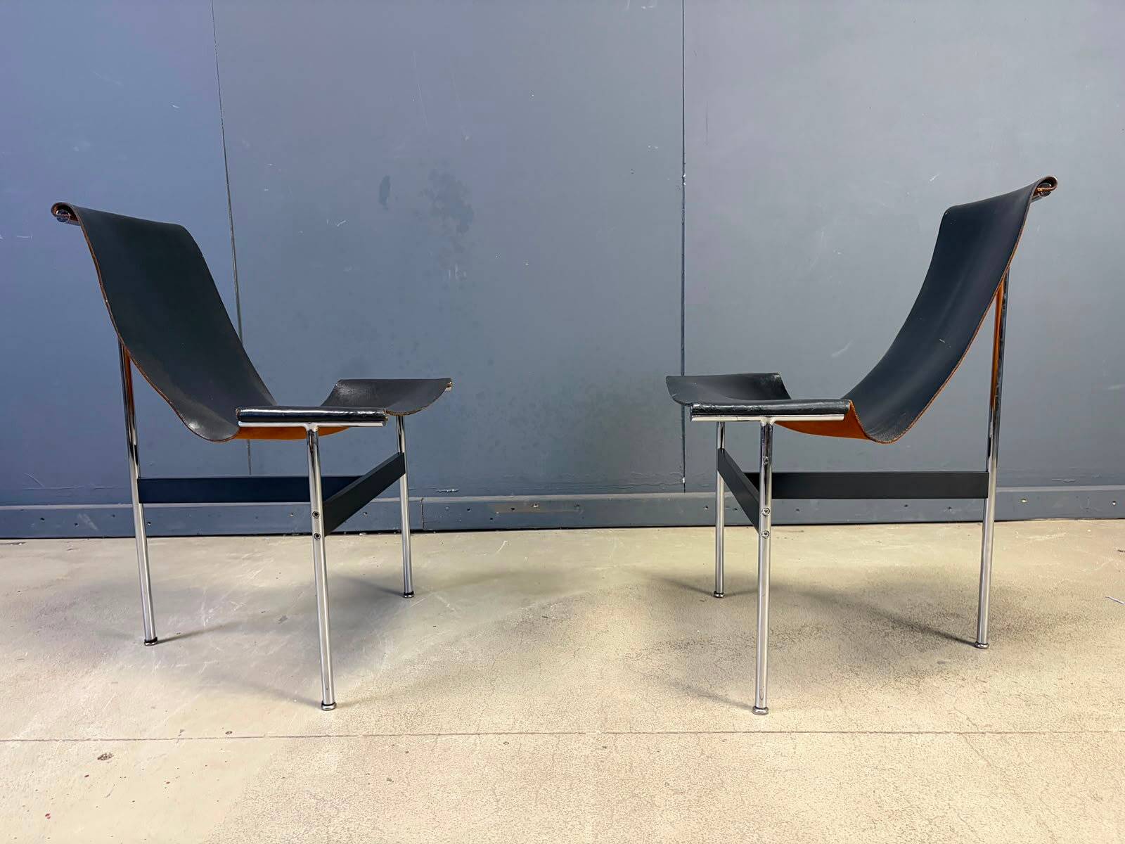Pair of T side chairs by Katavolos, Littell & Kelley for Laverne International
