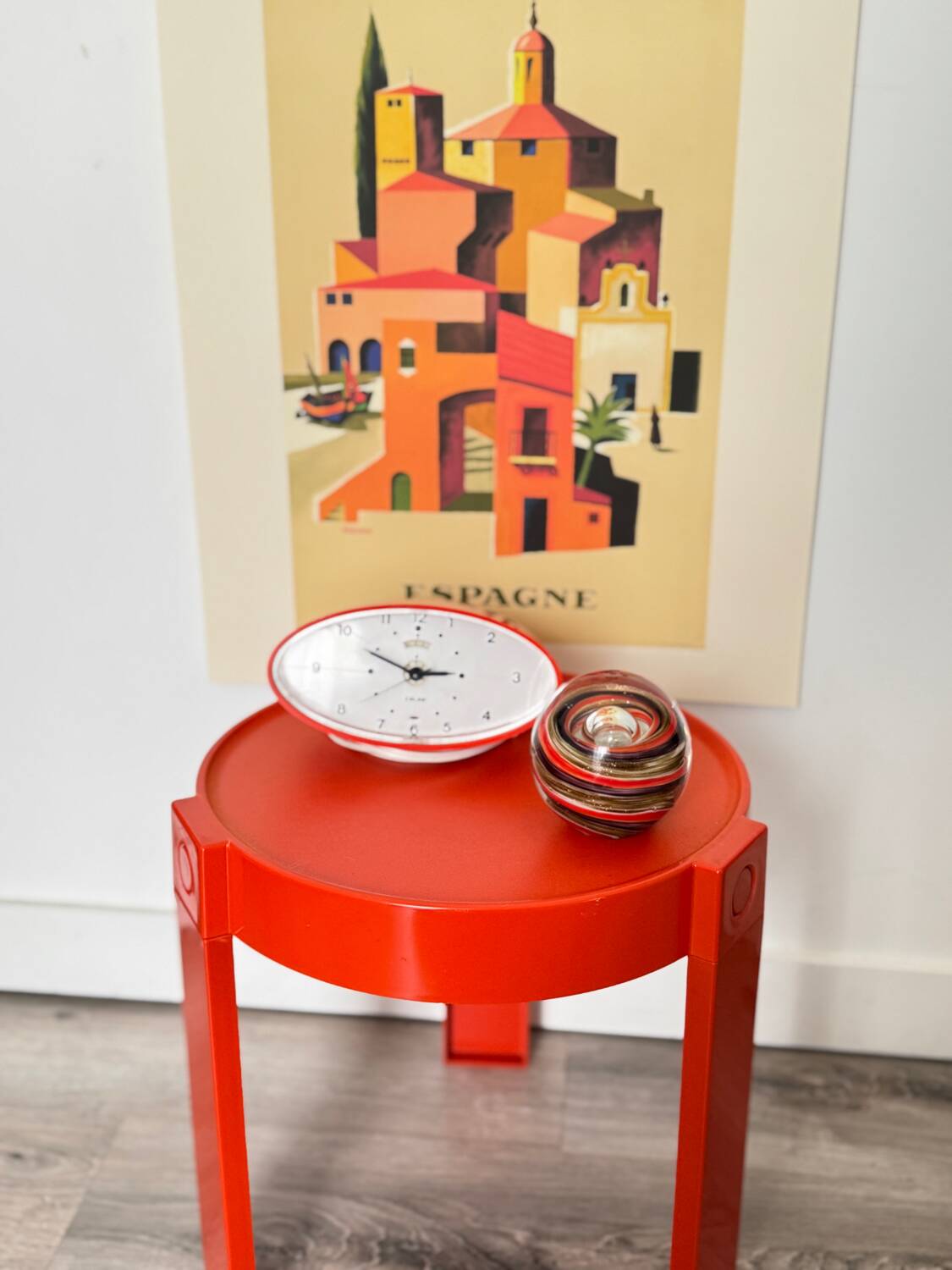 Vintage Flair side table for Prisunic