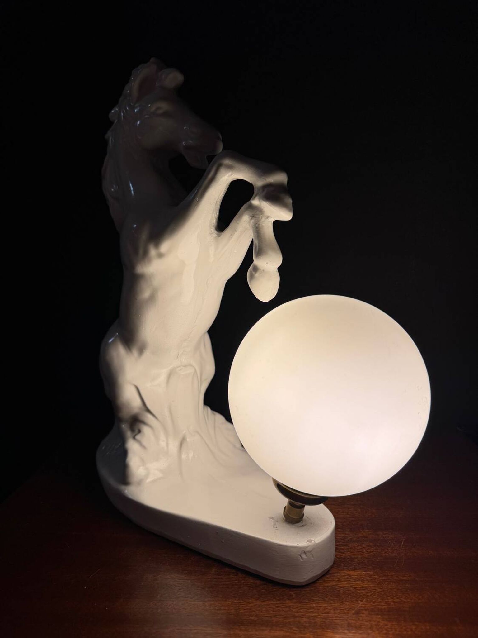 White horse lamp from the 1970s.