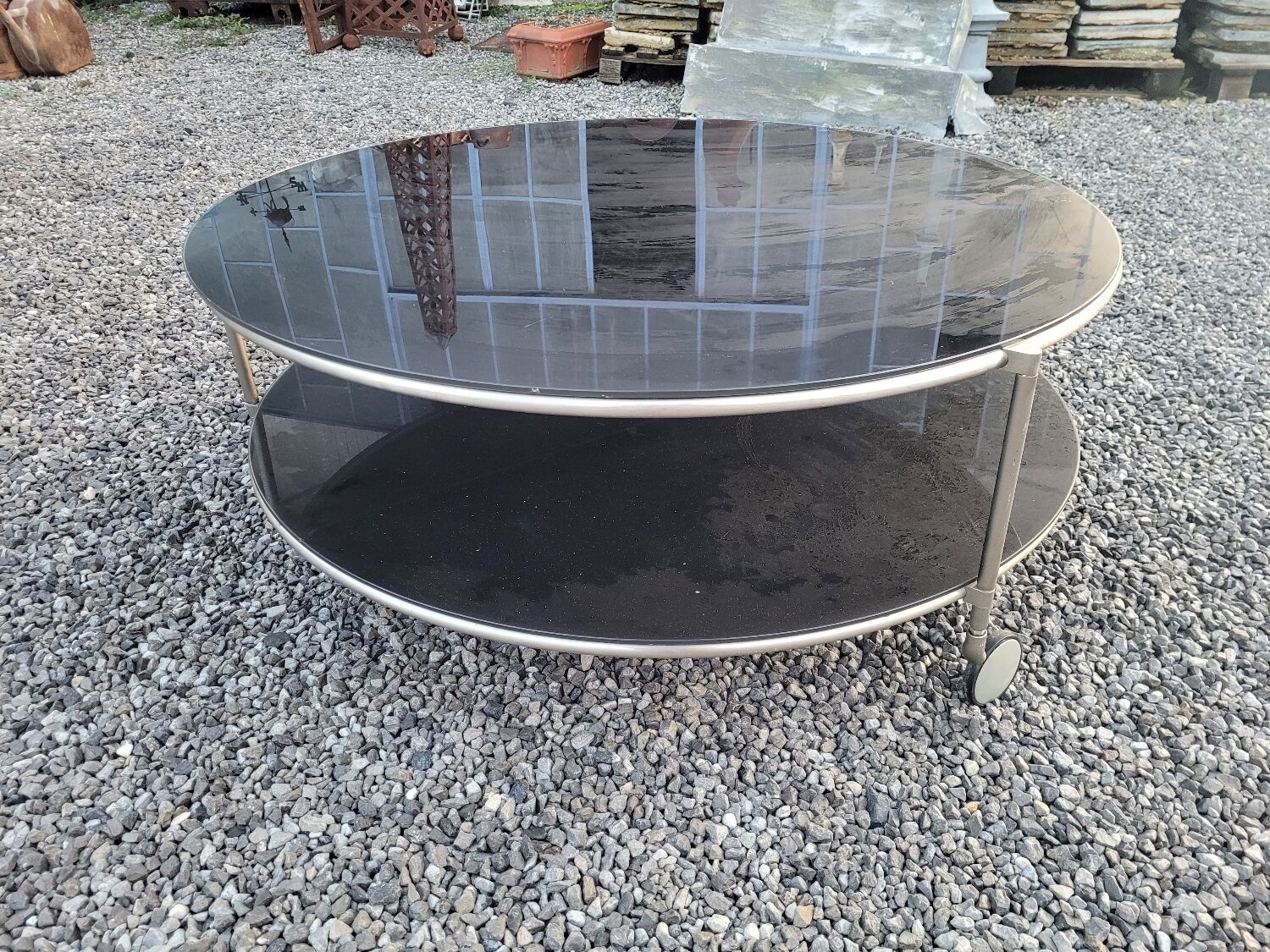 Round coffee table top in black glass
