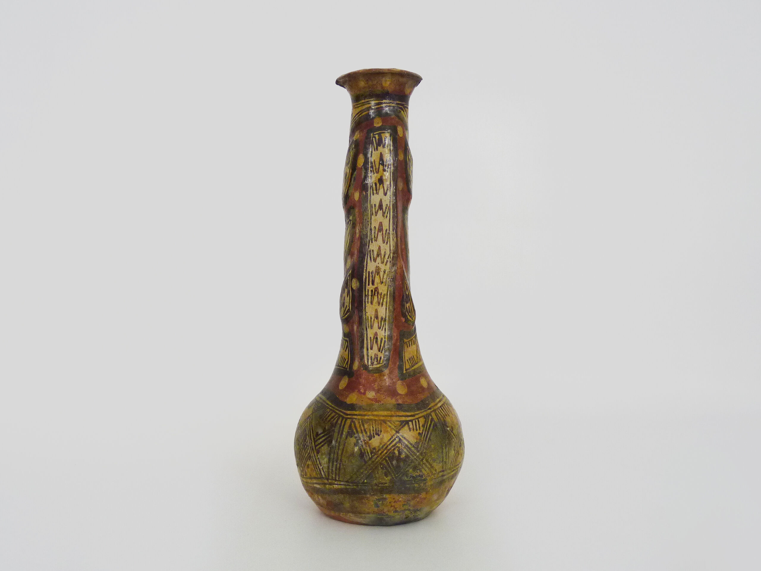 Iddeqi Kabyle pottery, Kabyle pitcher, Berber. Kabyle folk art