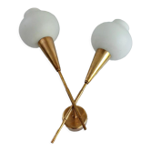 Italian wall lamp opaline and brass, 1950s